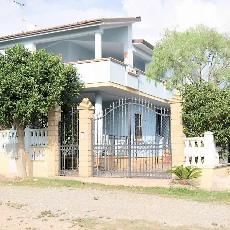 In Villino Sgombro Ovile la Marinella